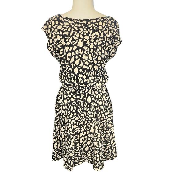 Gap 100% Cotton Dress Scoop Neck Elastic Waist Short Cap Sleeves Size Medium - Picture 3 of 10